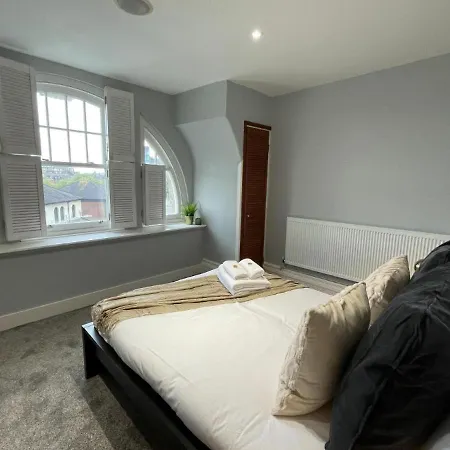 Swansea Central: Spacious, Stylish & Cozy Exterior foto